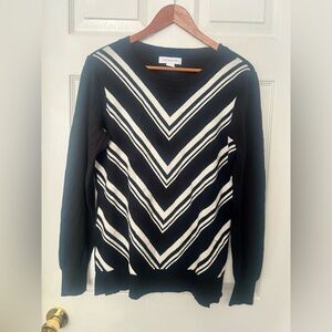 Liz Claiborne Black and White Knit Top
